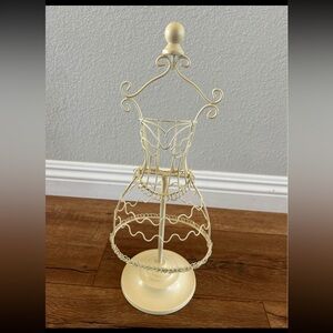 Elegant Cream Jewelry Organizer Stand